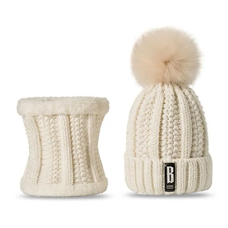 2Pcs Winter Women's Warm Pom Poms Hat