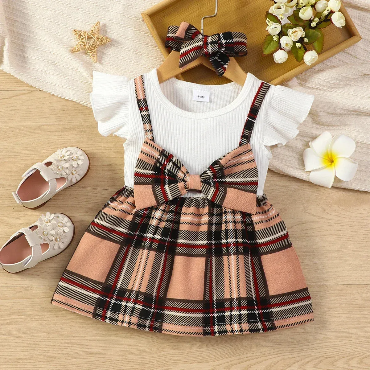 Baby Girl 95% Cotton Ribbed Flutter-sleeve Splicing Plaid Bowknot Dress with Headband Set Soft and Comfortable 2pcs