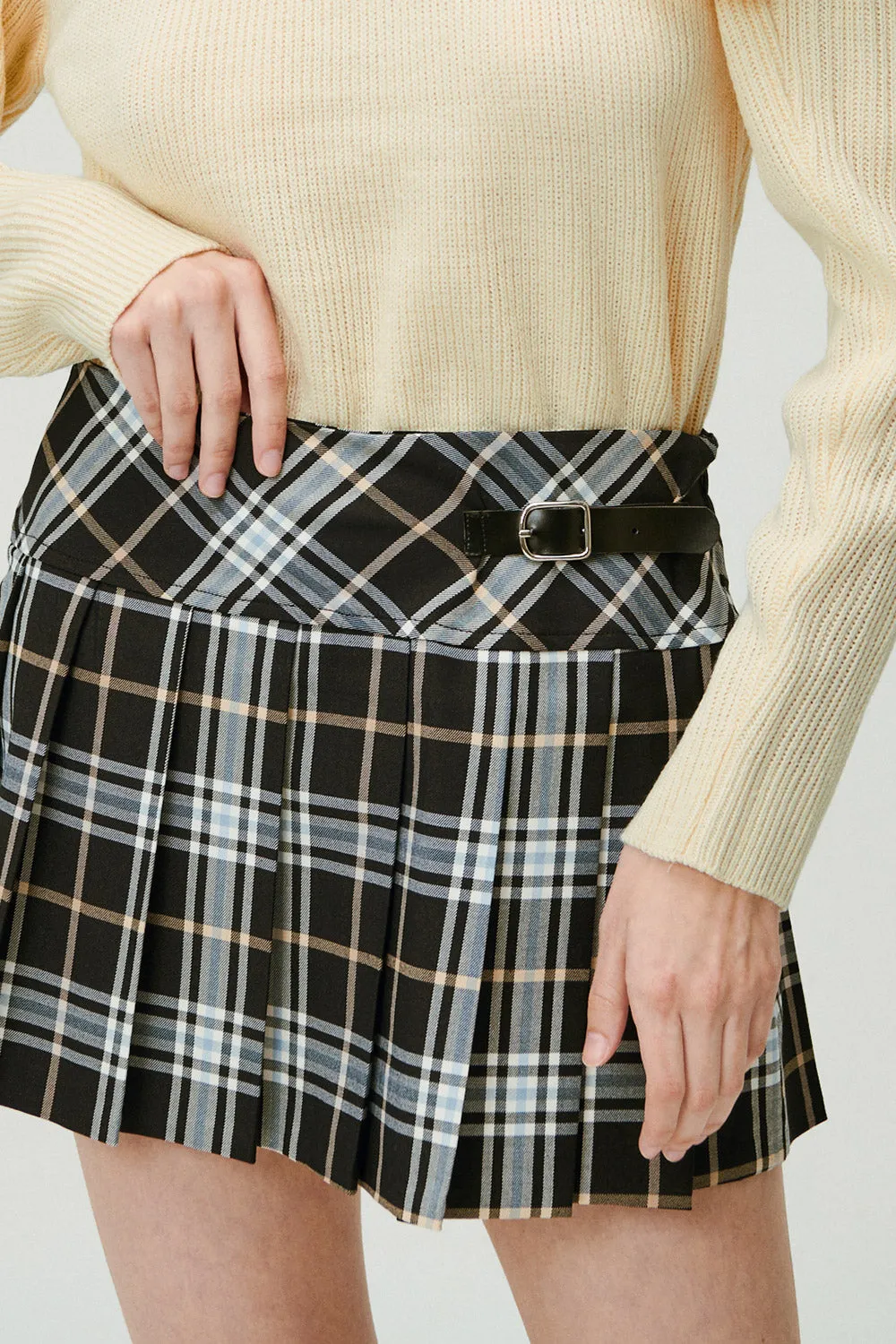 Bella Pleated Skirt in Plaid