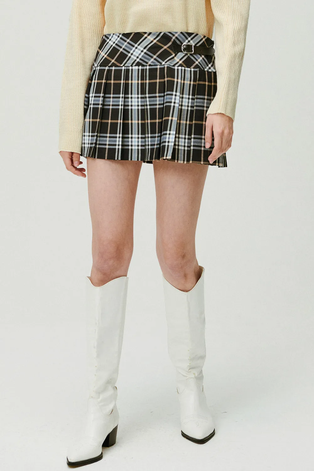 Bella Pleated Skirt in Plaid