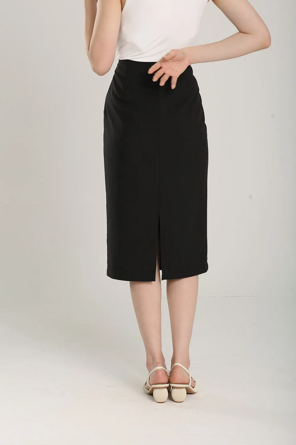 Maevyn Pencil Skirt in Black