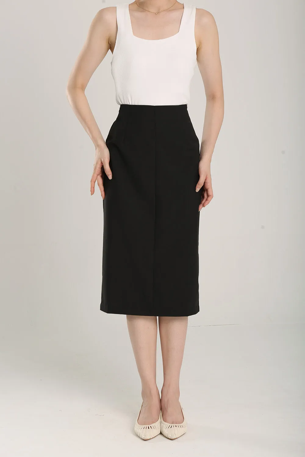 Maevyn Pencil Skirt in Black