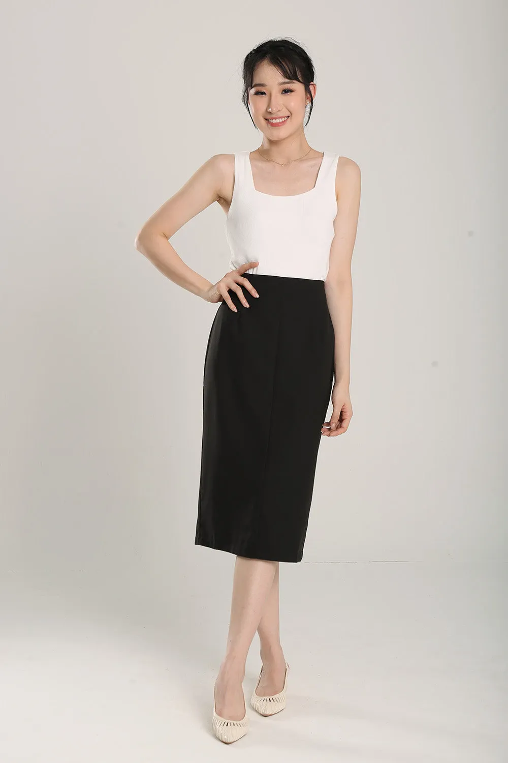 Maevyn Pencil Skirt in Black