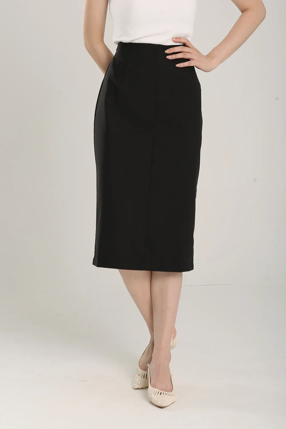 Maevyn Pencil Skirt in Black