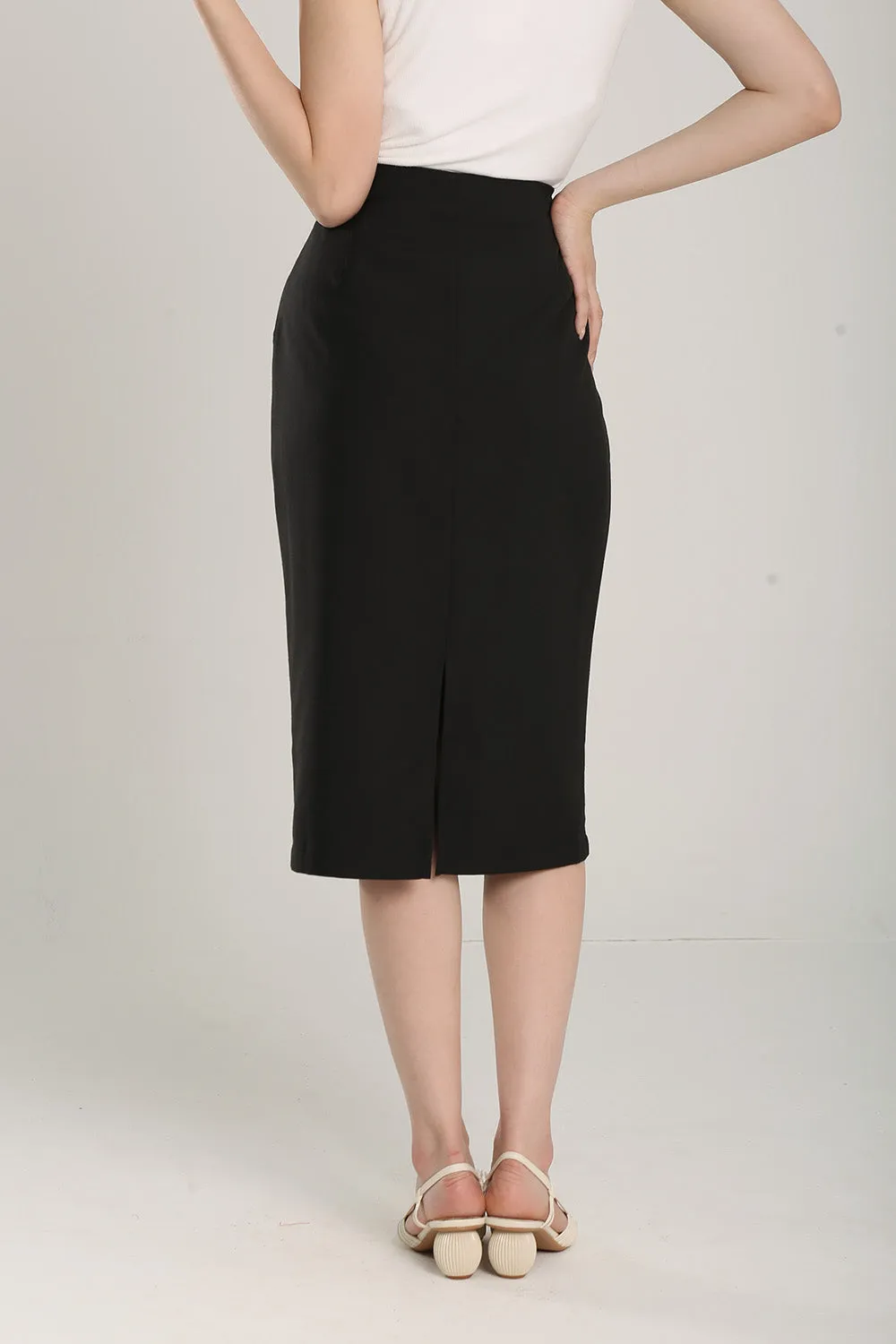 Maevyn Pencil Skirt in Black