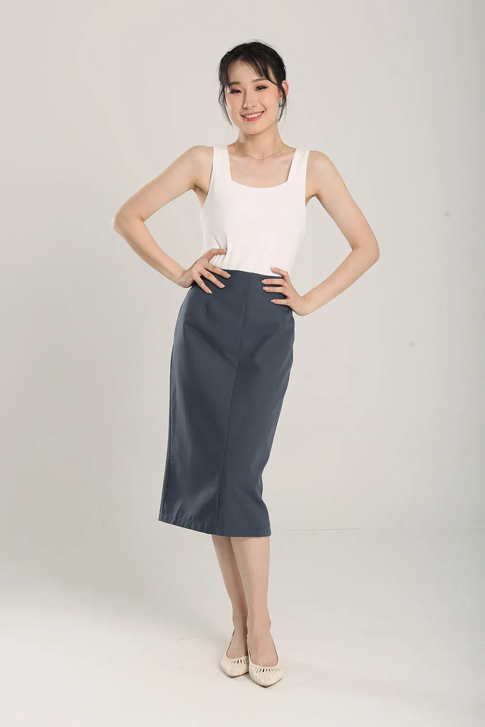 Maevyn Pencil Skirt in Gunmetal