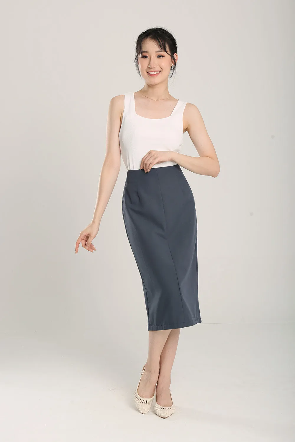 Maevyn Pencil Skirt in Gunmetal