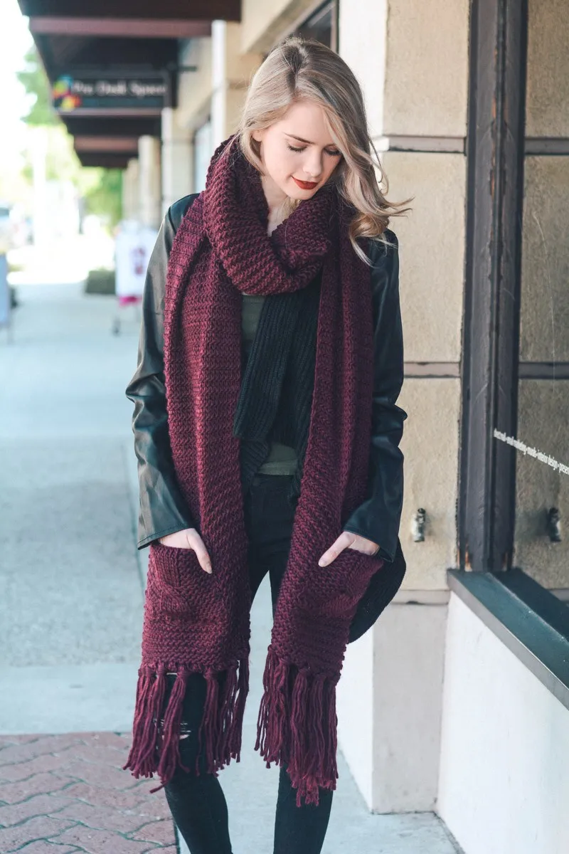 Scarf - Knitted Fringed Pockets - Burgandy