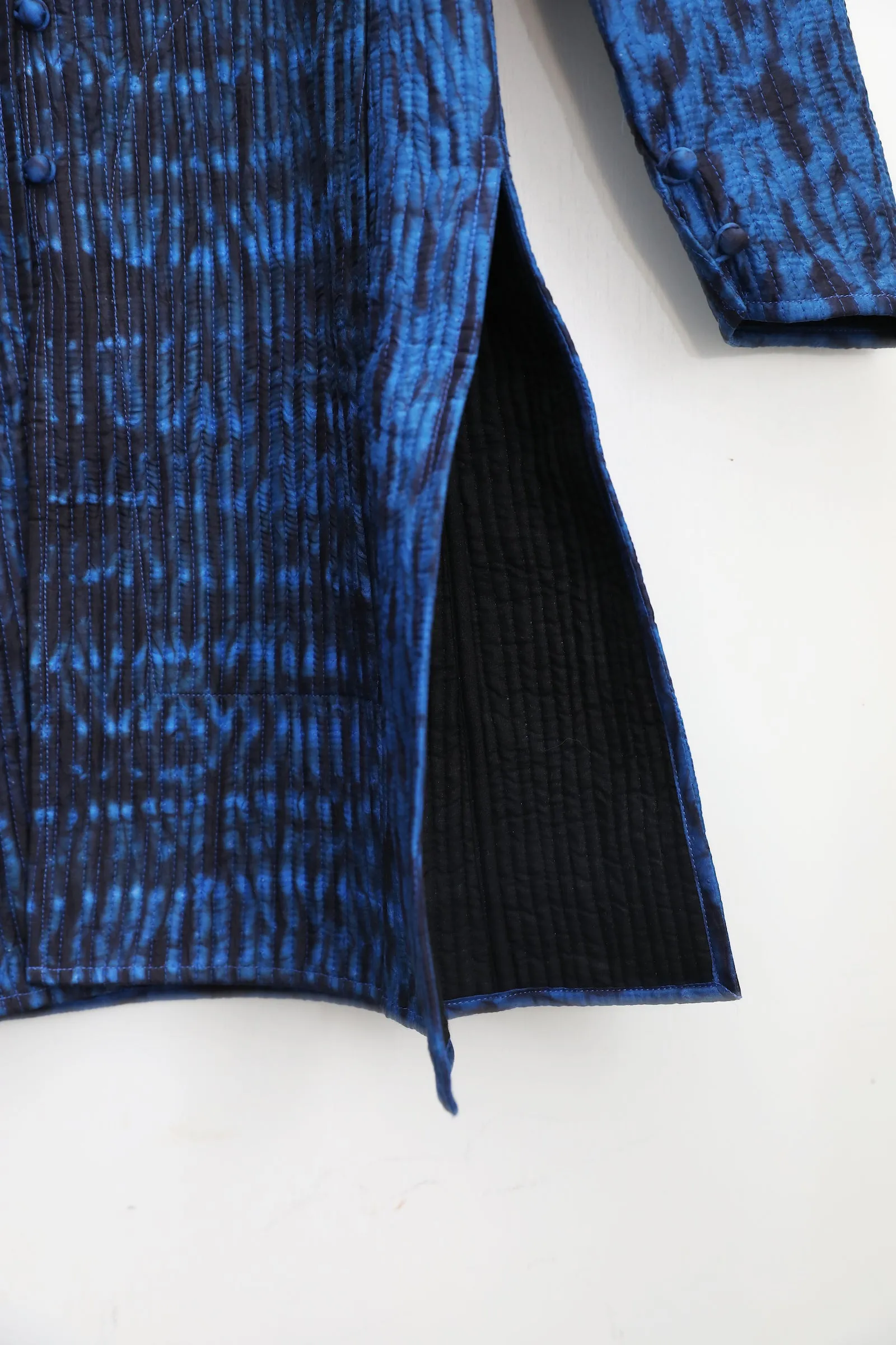 Shah Reversible Jacket Shibori in Pure Silk