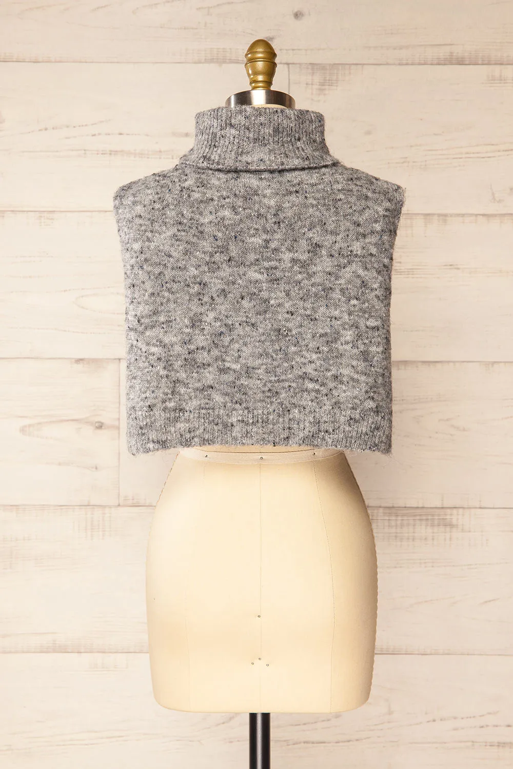 Tyrol Grey | Soft Knitted Pullover Scarf