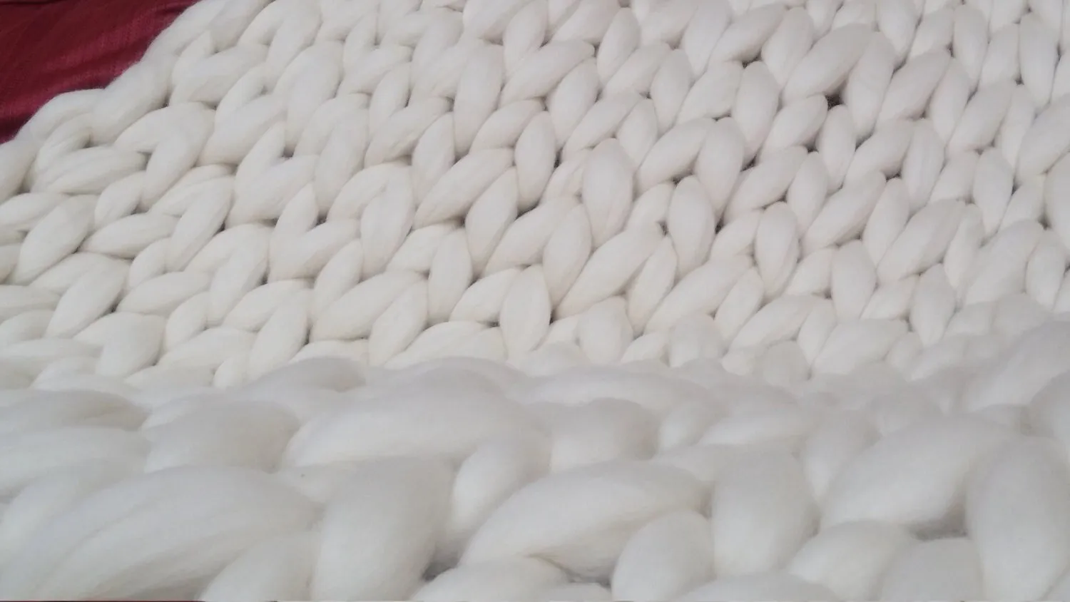 Wholesale Wool Roving Bump  30 lb MERINO 23 mic Super Soft Wholesale Natural White Wool Top Roving Fiber, Chunky Knit Blanket, Spin, Felting