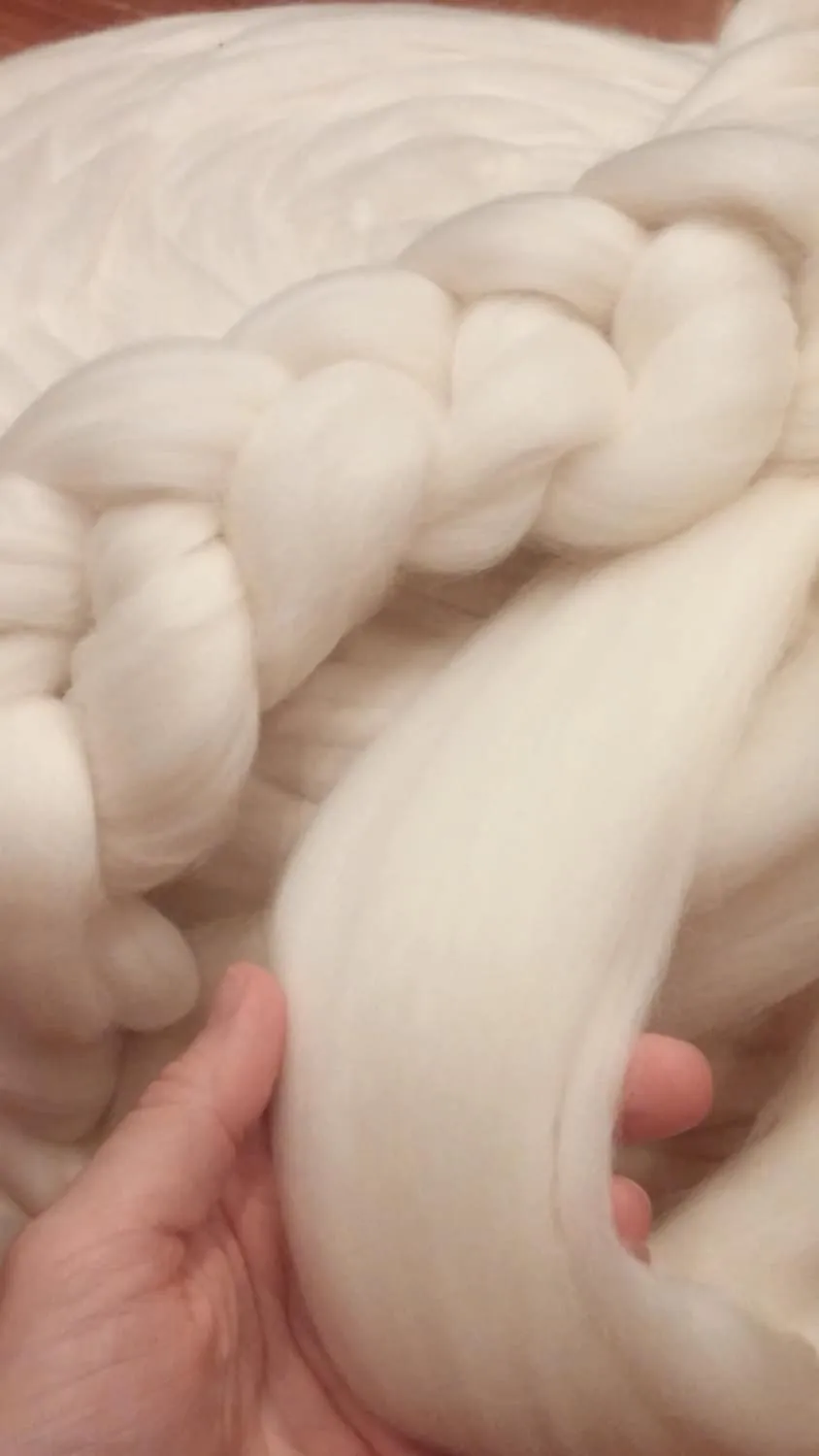 Wholesale Wool Roving Bump  30 lb MERINO 23 mic Super Soft Wholesale Natural White Wool Top Roving Fiber, Chunky Knit Blanket, Spin, Felting